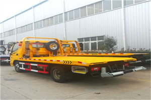 漳县附近拖车救援搭电